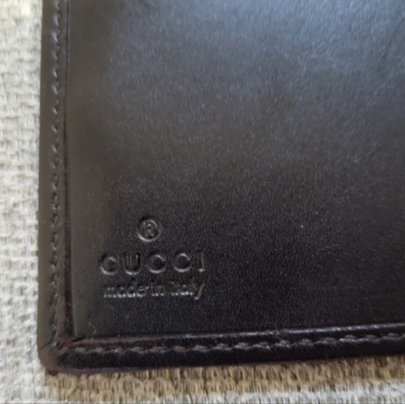 Gucci GG Canvas & Leather Wallet / Passport Holder + Gucci Dust Bag - EUC - Picture 6 of 12